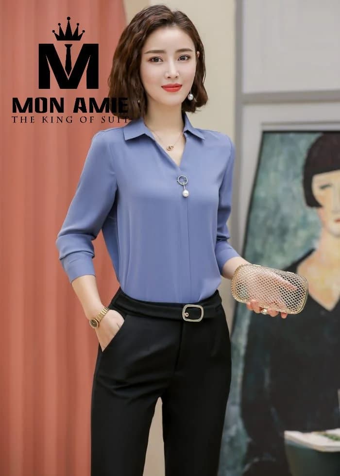 Sơ Mi Nữ Xanh Lam Dịu Cổ V Tay Lỡ Khóa Ngọc Trai