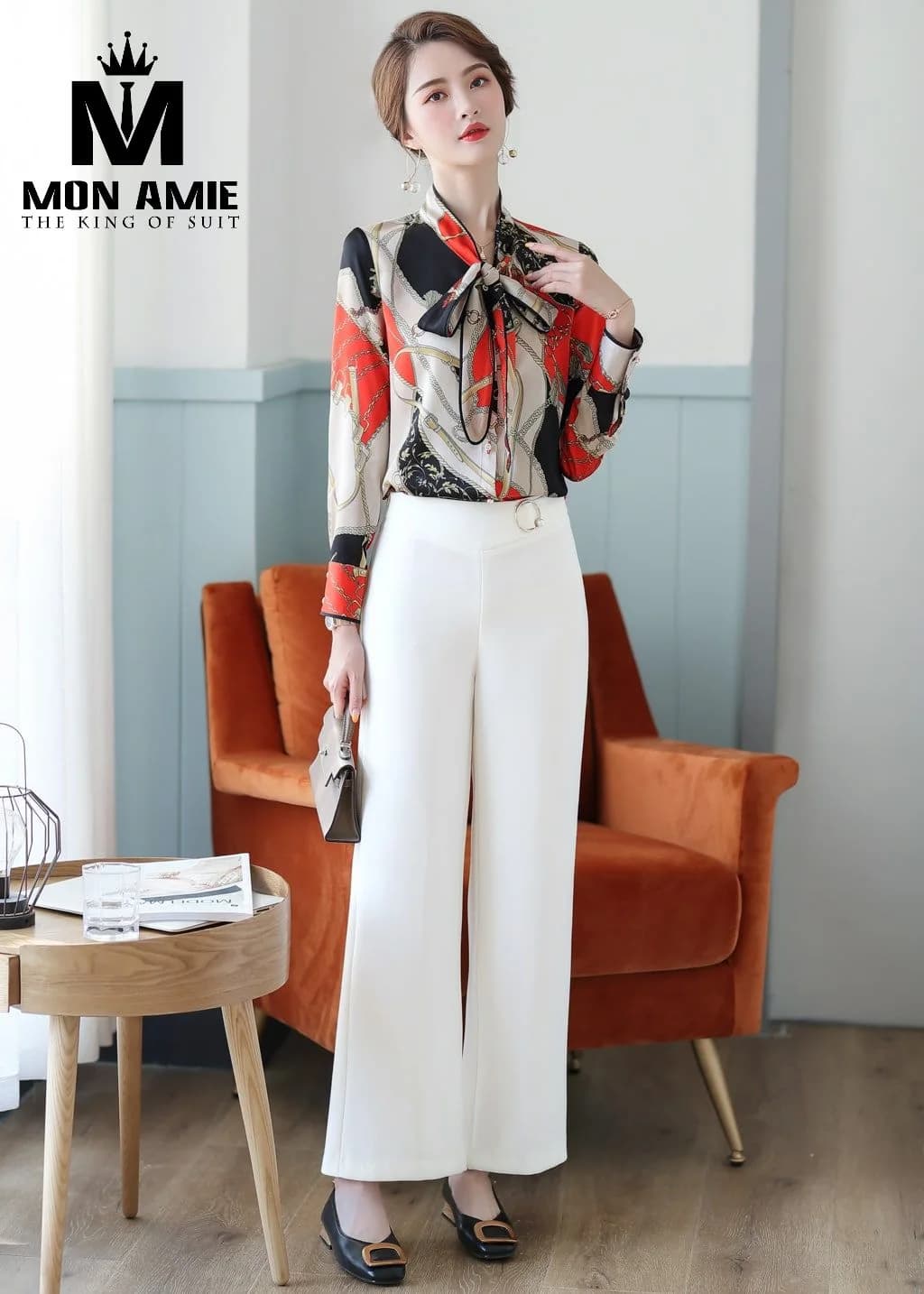 Sơ Mi Nữ Họa Tiết Dây Xích Đỏ Đen Kem Cổ Nơ