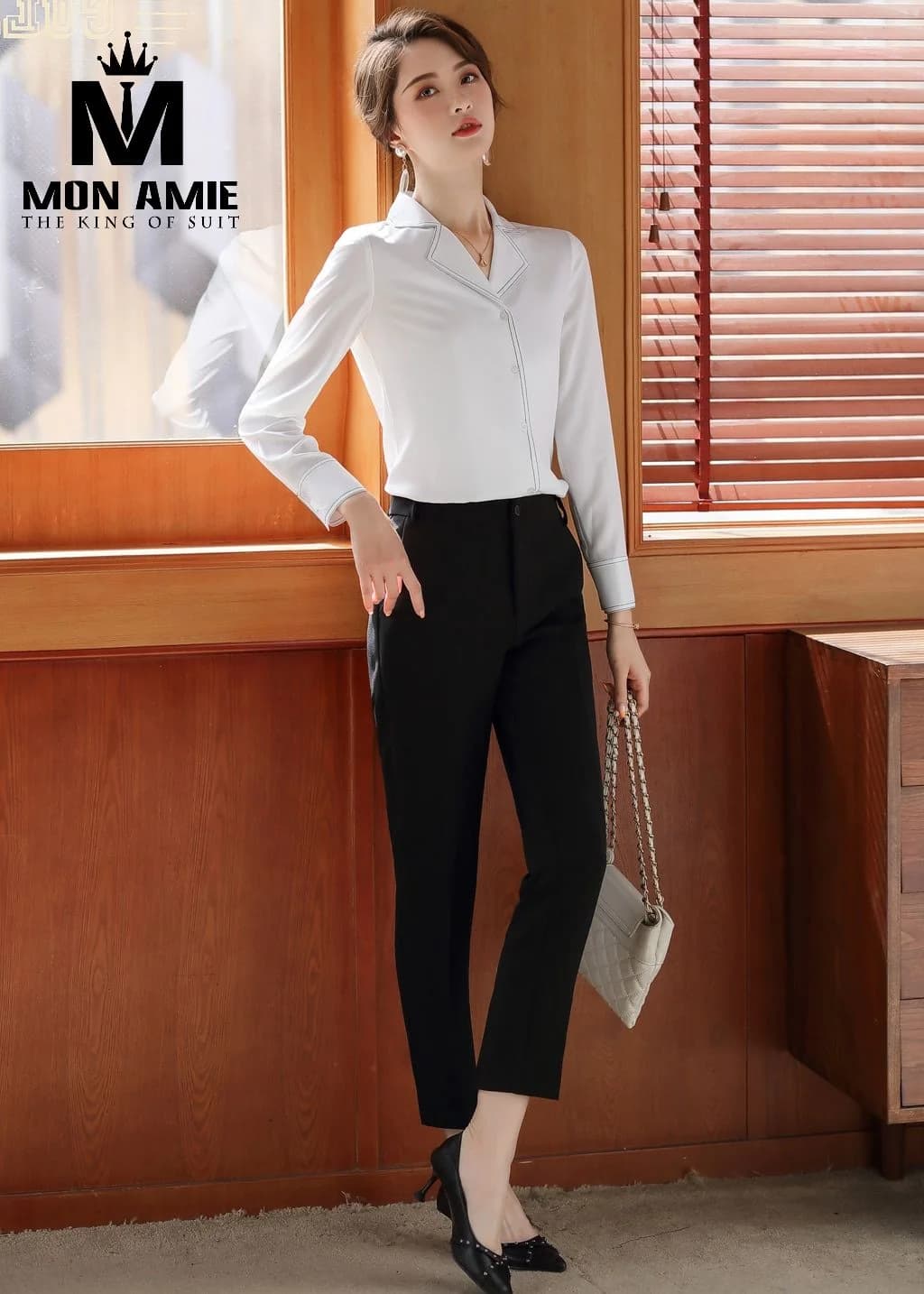 Sơ Mi Nữ Trắng Cổ Vest Viền Xám Tay Dài