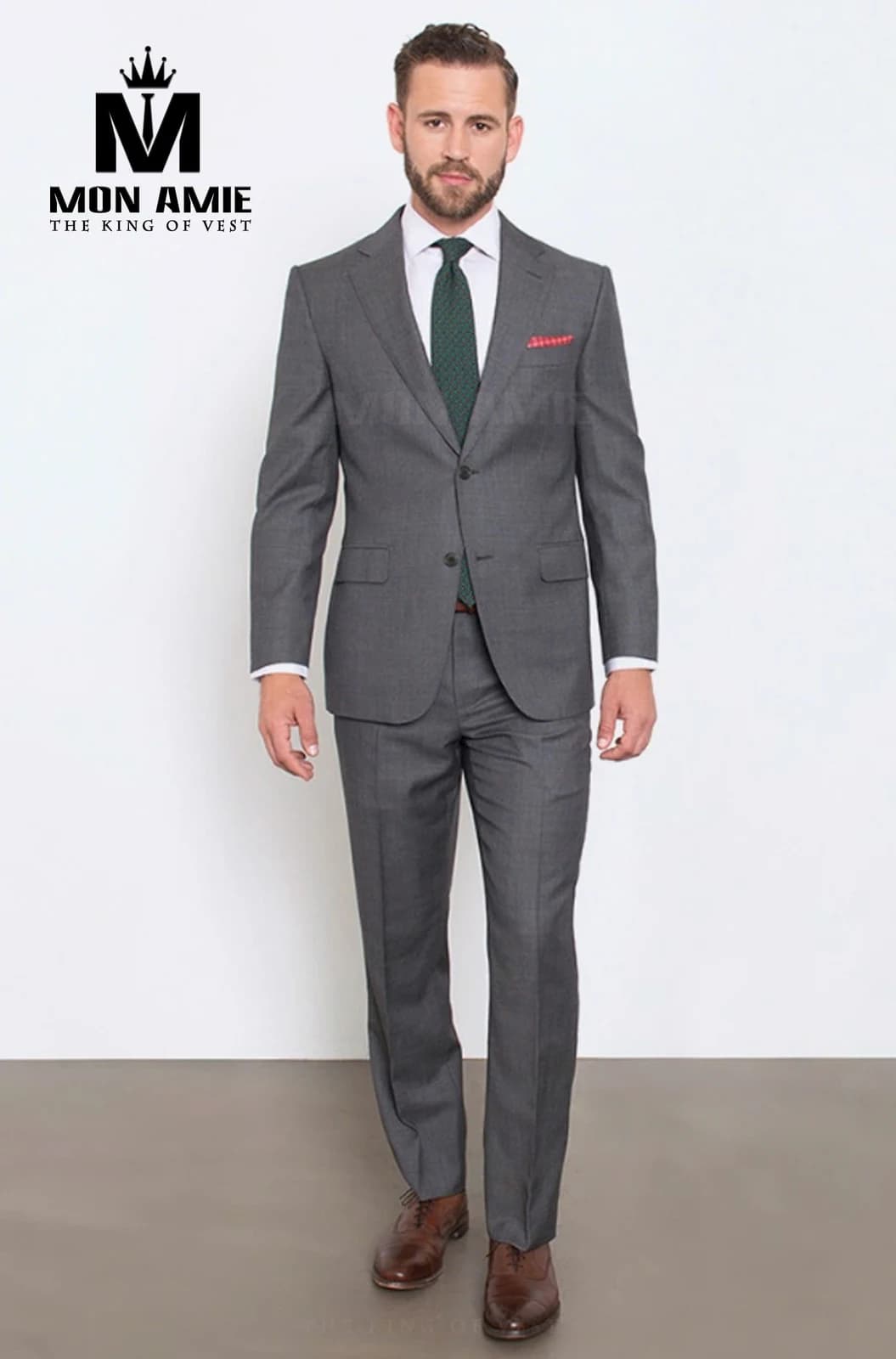 Suit Xám Bạc Trung Tính Thanh Lịch