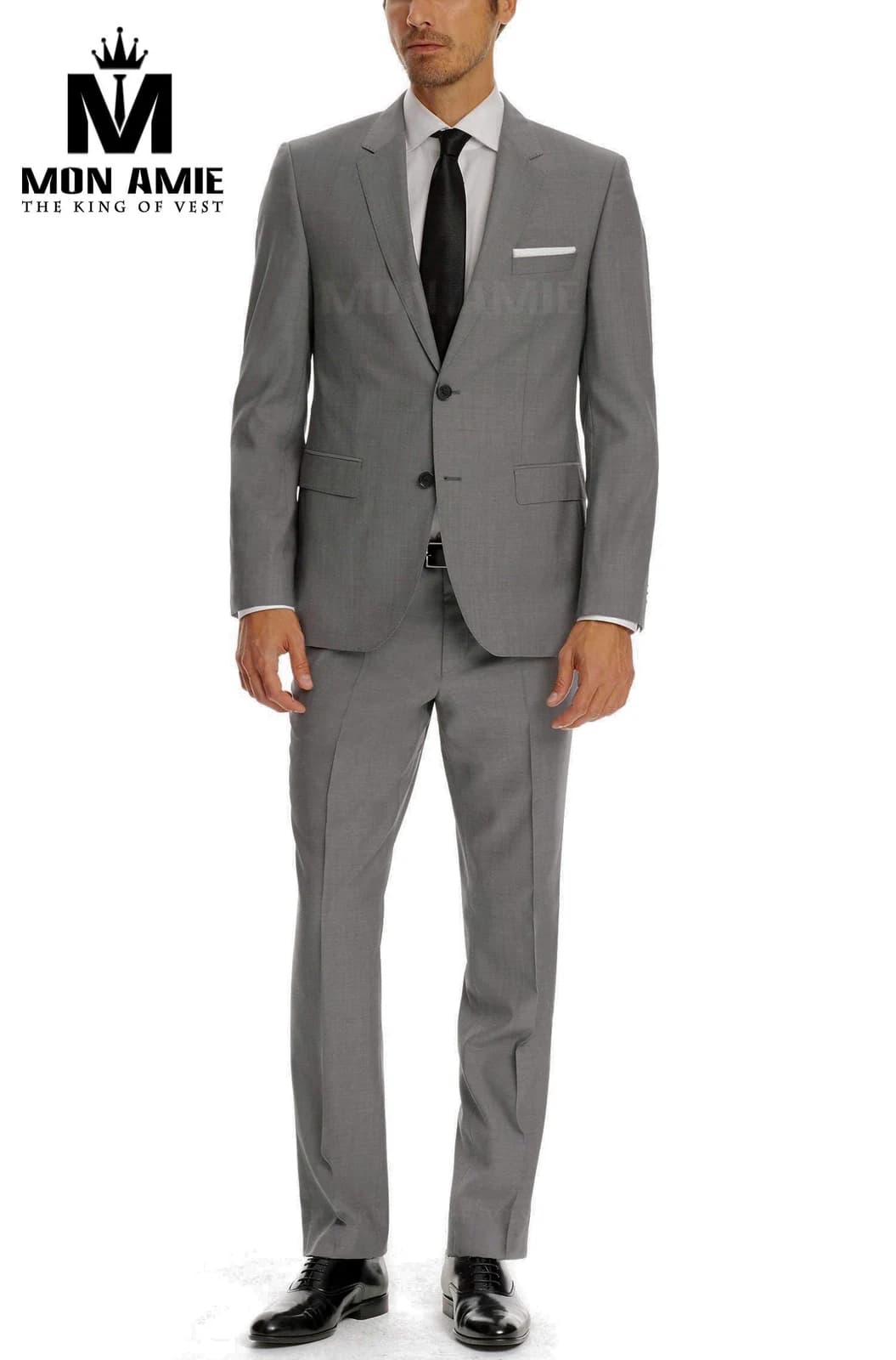 Suit Xám Nhạt Ve Notch Hai Nút