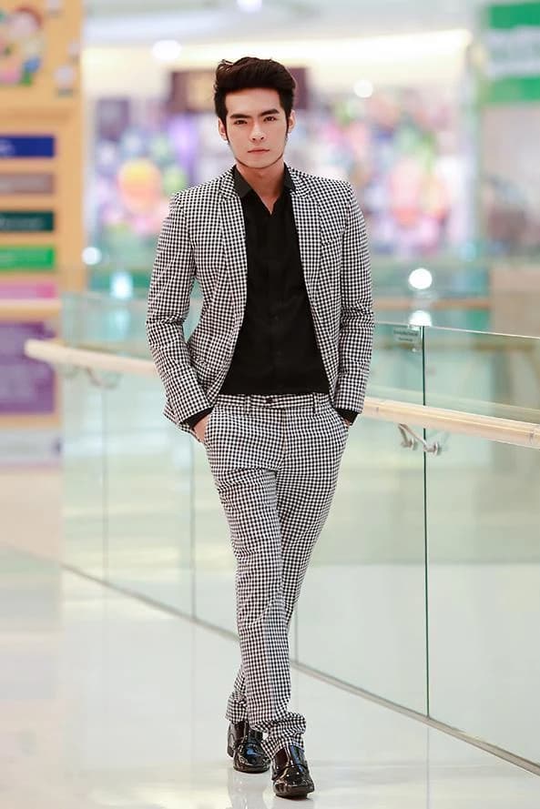Vest Caro Hắc Bạch