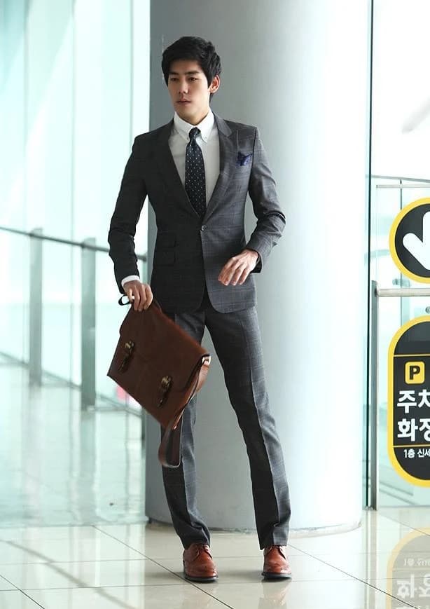 Vest Xám Caro Lữ Hành