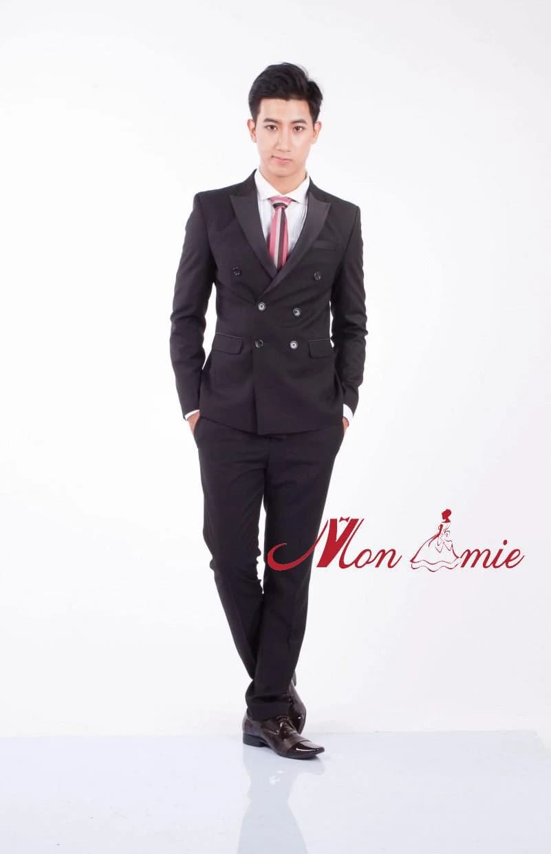 Lễ Phục Đôi Hàng Ve Nhọn