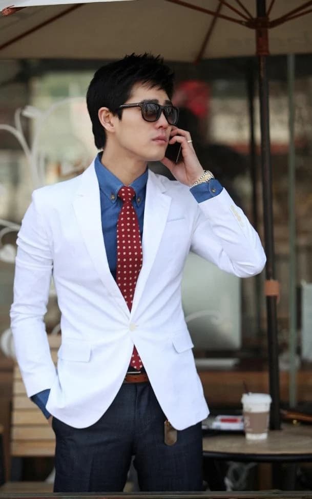 Blazer Trắng Ngà Phóng Khoáng