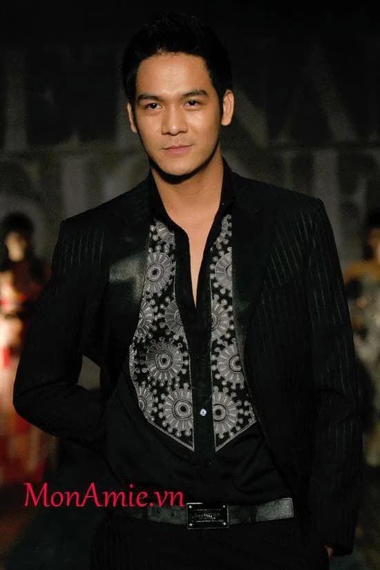Dạ Yến Hắc Tuyền