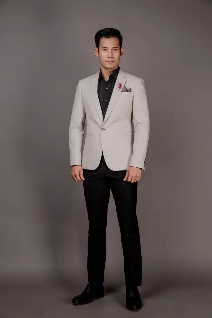 Blazer Kem Xám Nhạt Trơn 1 Khuy Ve Notch