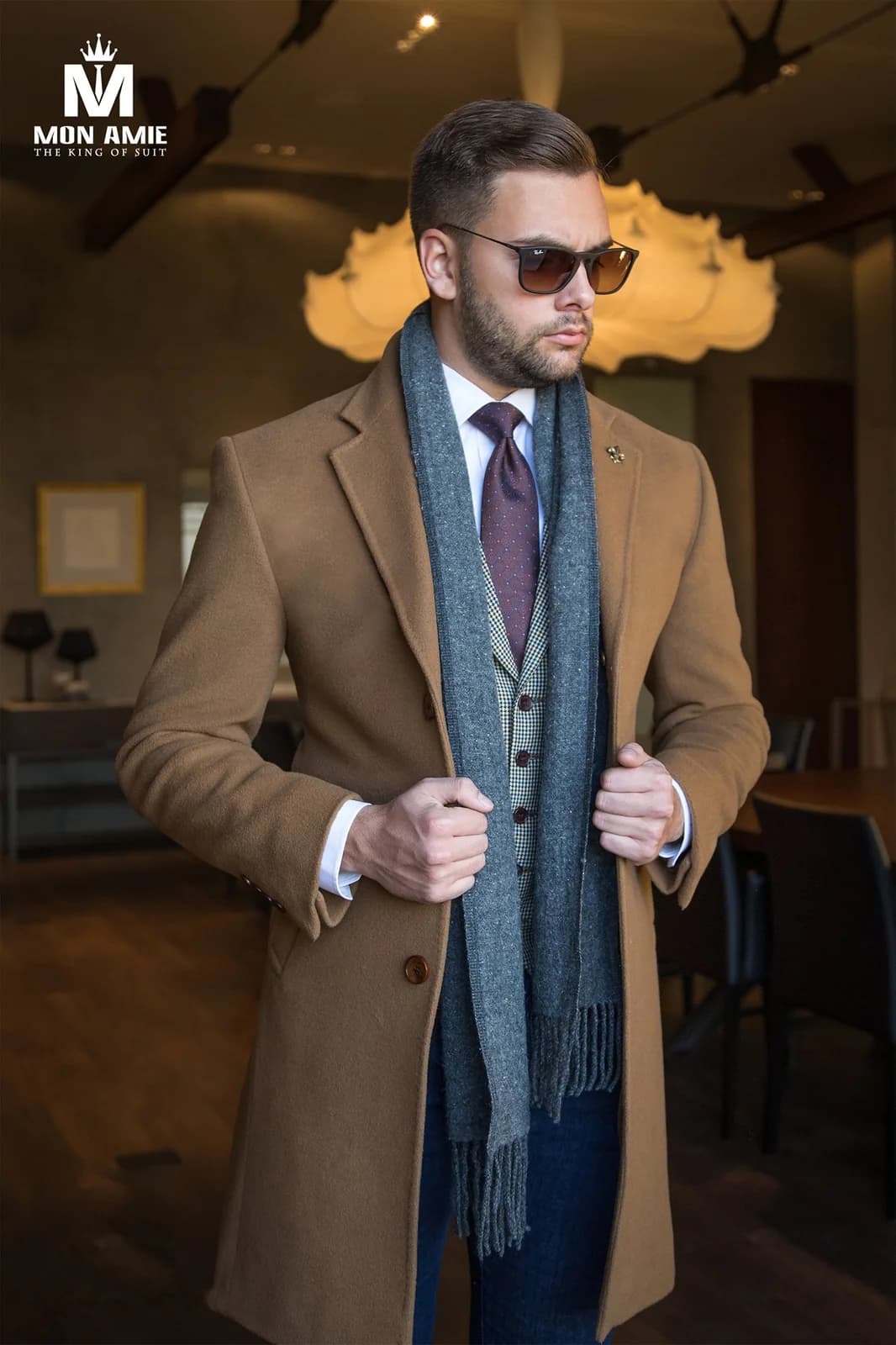 Áo Măng Tô Len Camel Ve Nhọn Một Hàng Cúc