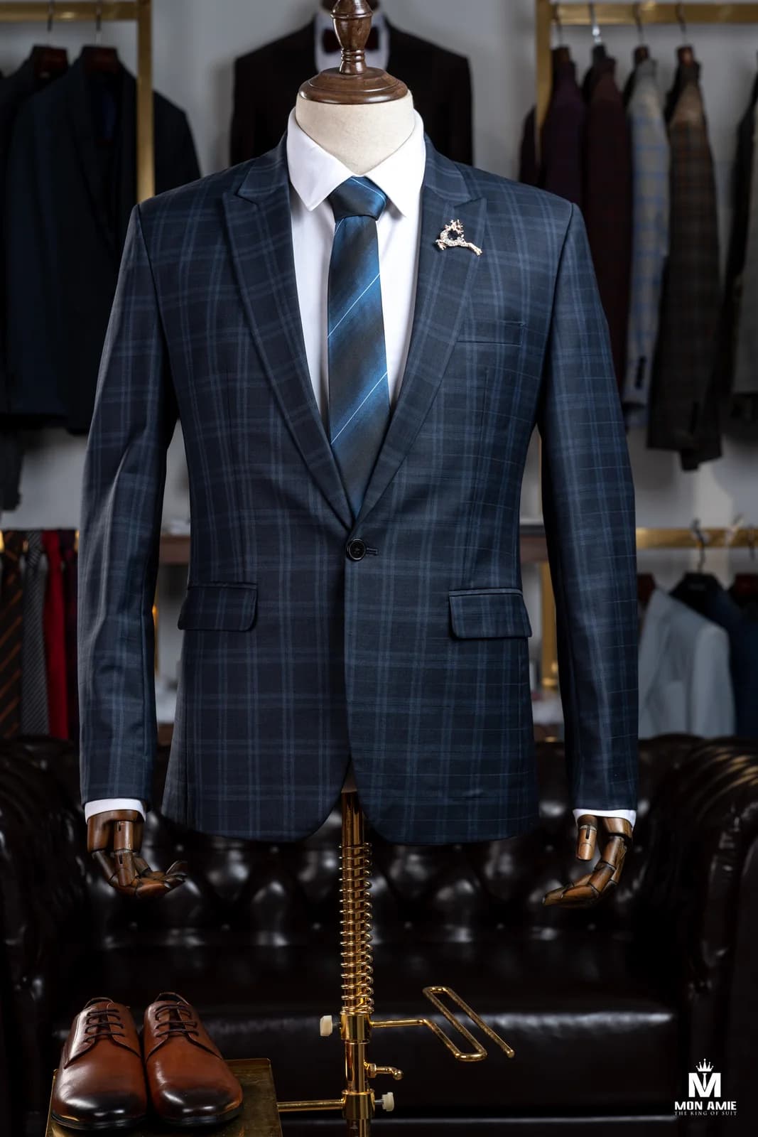 Suit Một Nút Xanh Navy Kẻ Ô Lớn Ve Nhọn