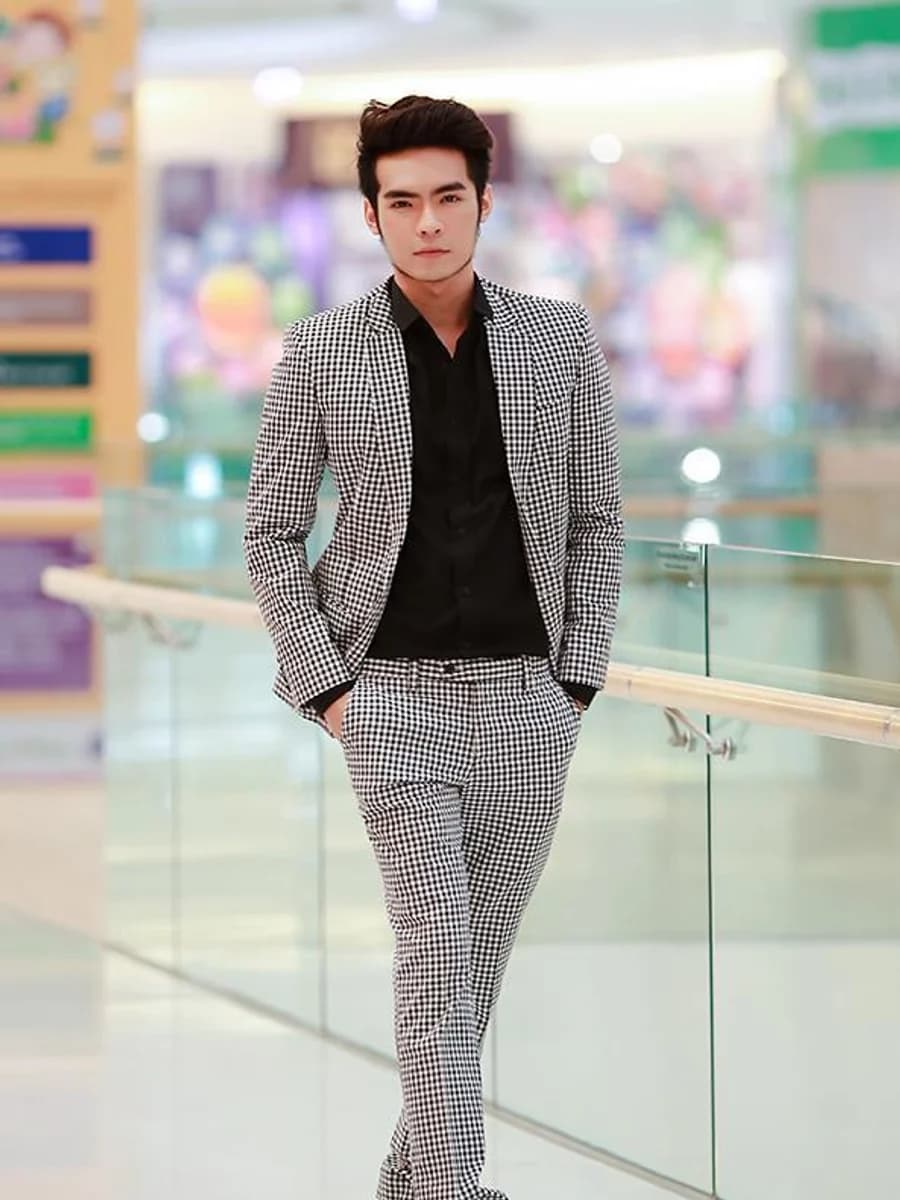 Vest Caro Hắc Bạch