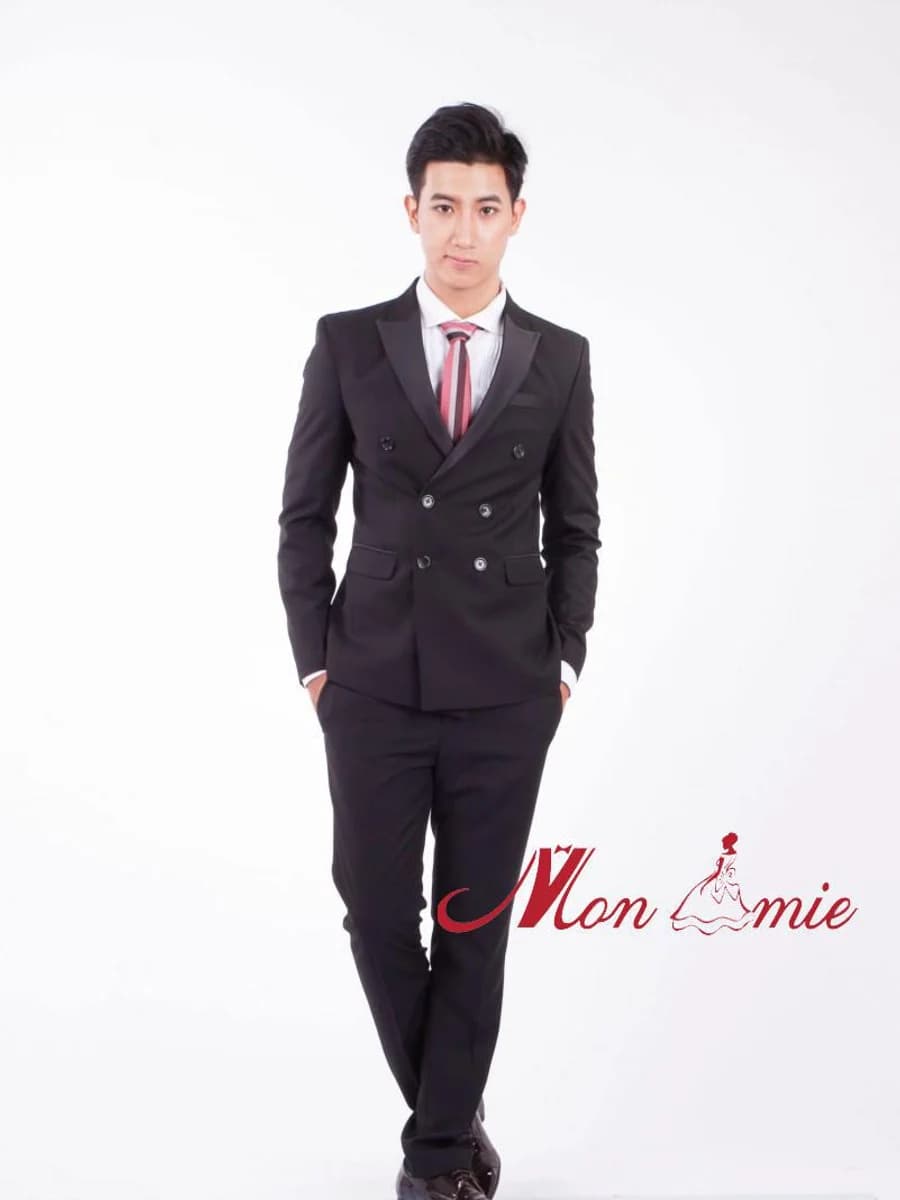 Lễ Phục Đôi Hàng Ve Nhọn