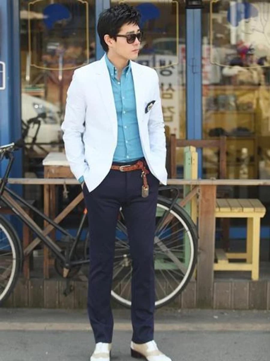 Blazer Trắng Ngày Nắng