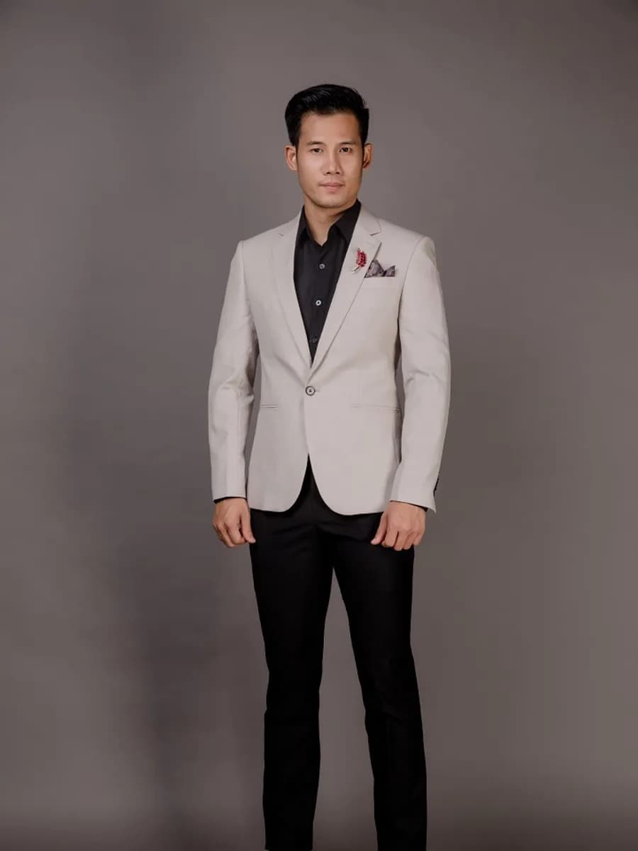 Blazer Kem Xám Nhạt Trơn 1 Khuy Ve Notch