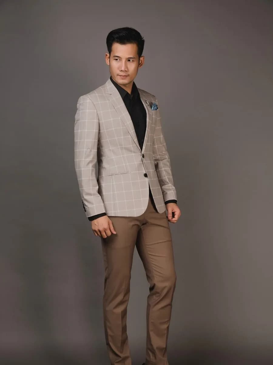 Blazer Be Xám Nhạt Windowpane Kẻ Trắng