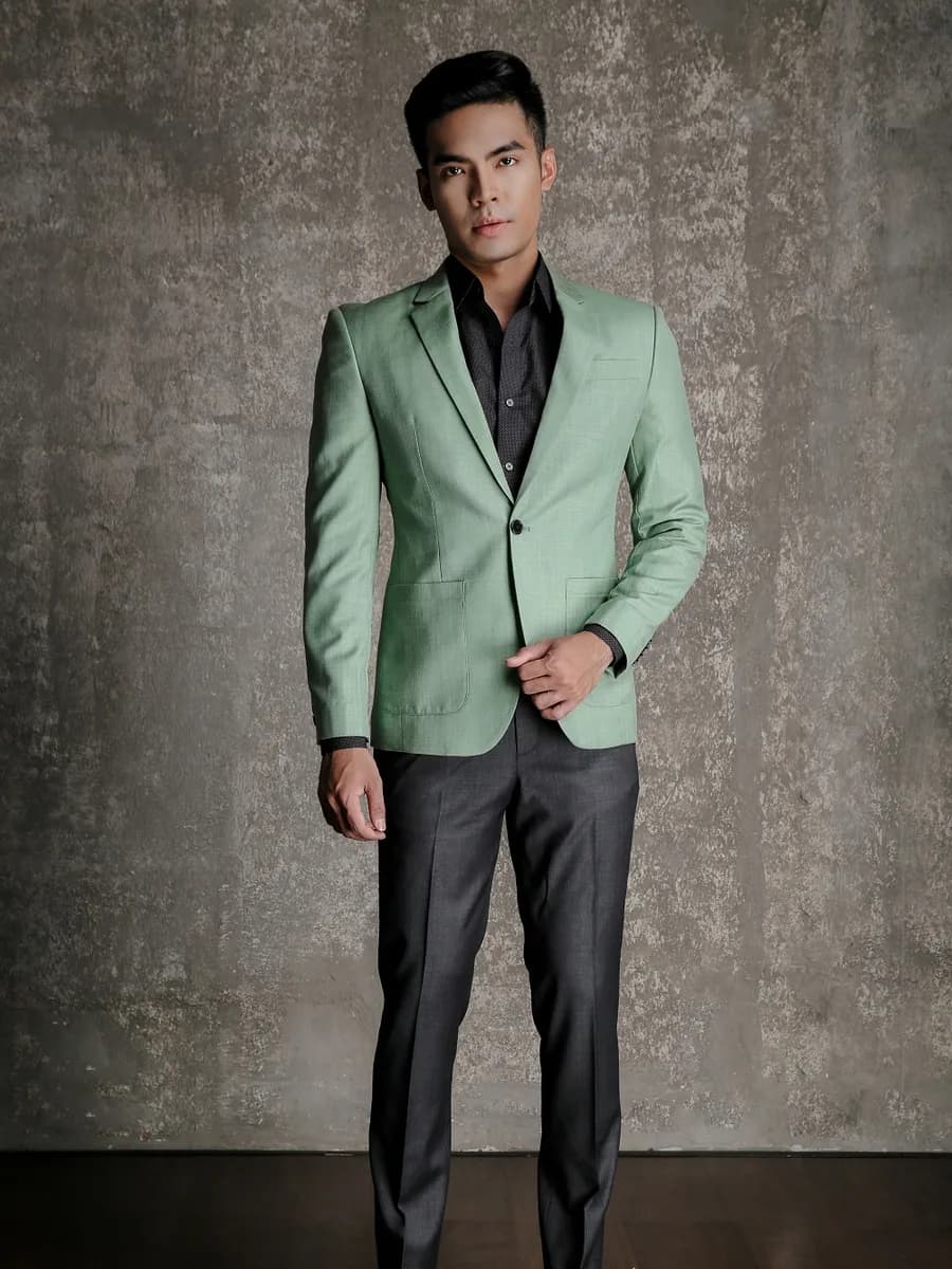 Blazer Xanh Lá Bạc Hà Trơn Hai Túi Đắp