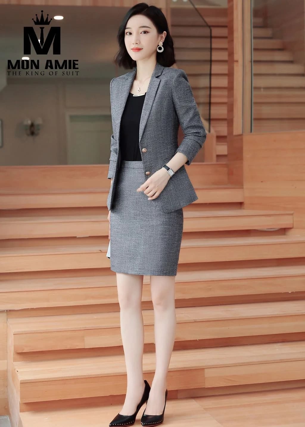 Suit Nữ Xám Vải Kẻ Caro Nhuyễn Nút Đồng Chân Váy
