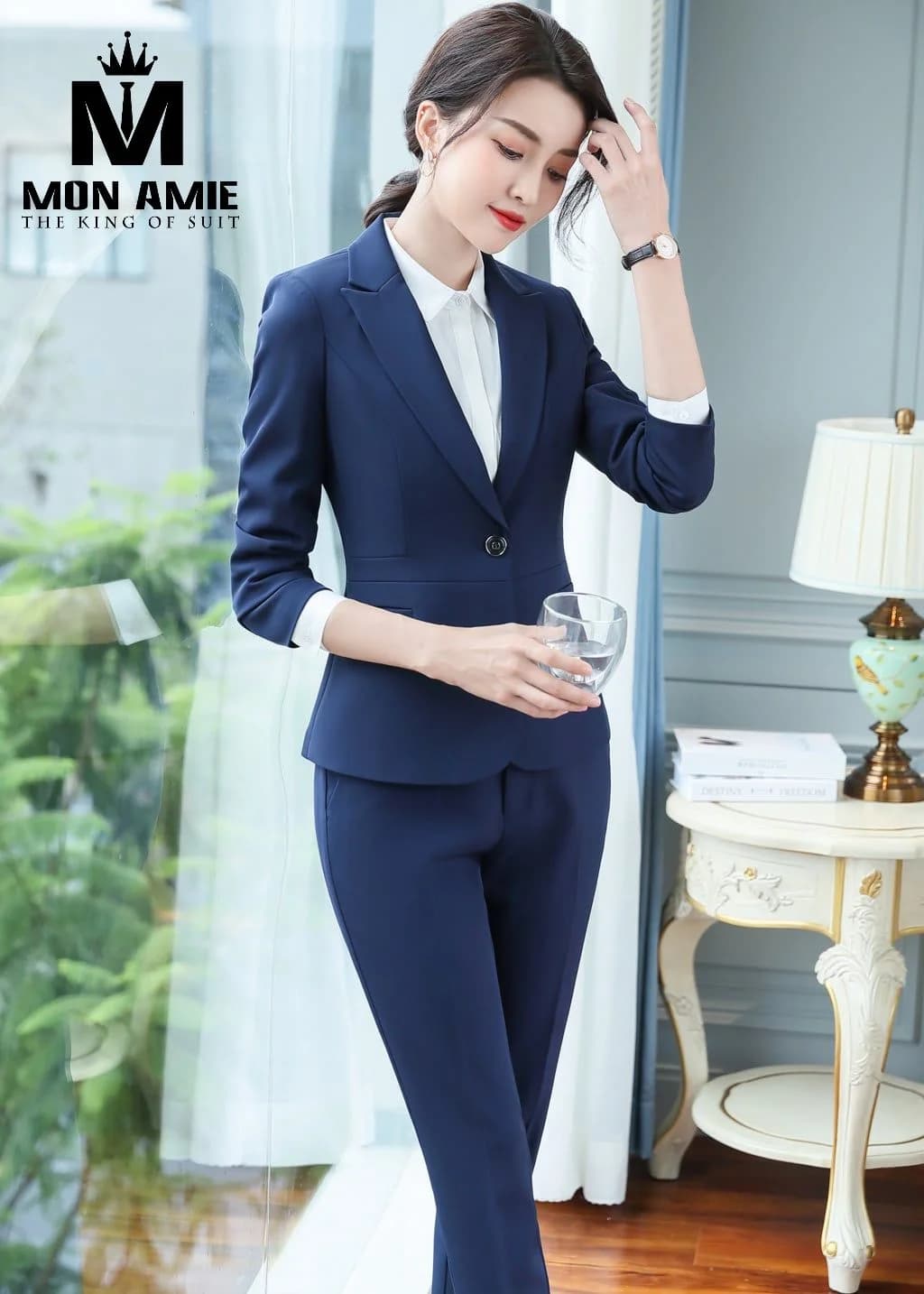 Suit Nữ Xanh Navy Ve Sam Tay Lỡ Một Nút Quần Tây