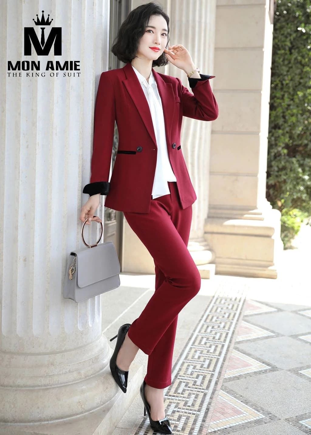 Suit Nữ Đỏ Đô Viền Nhung Đen Hai Nút
