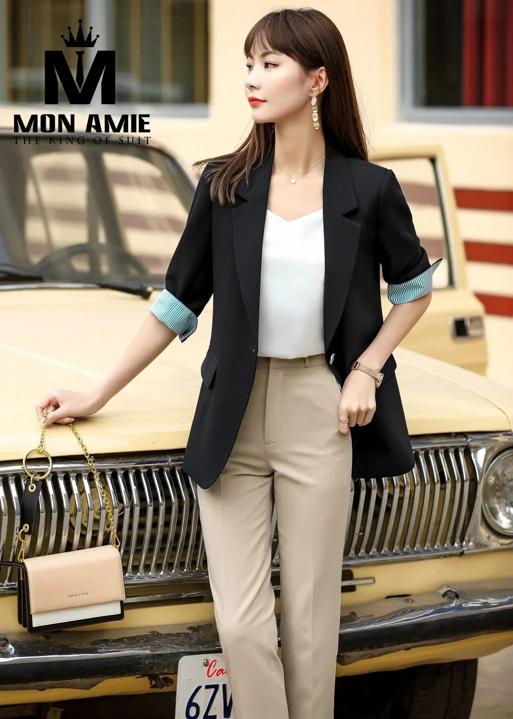 Áo Vest Nữ Đen Dáng Dài Lót Tay Sọc Xanh Ngọc