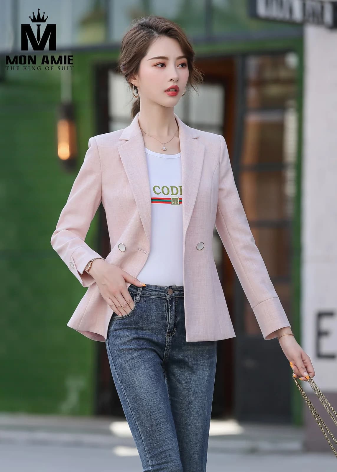 Áo Vest Nữ Hồng Nude Vải Vân Nổi Tay Dài Hai Cúc