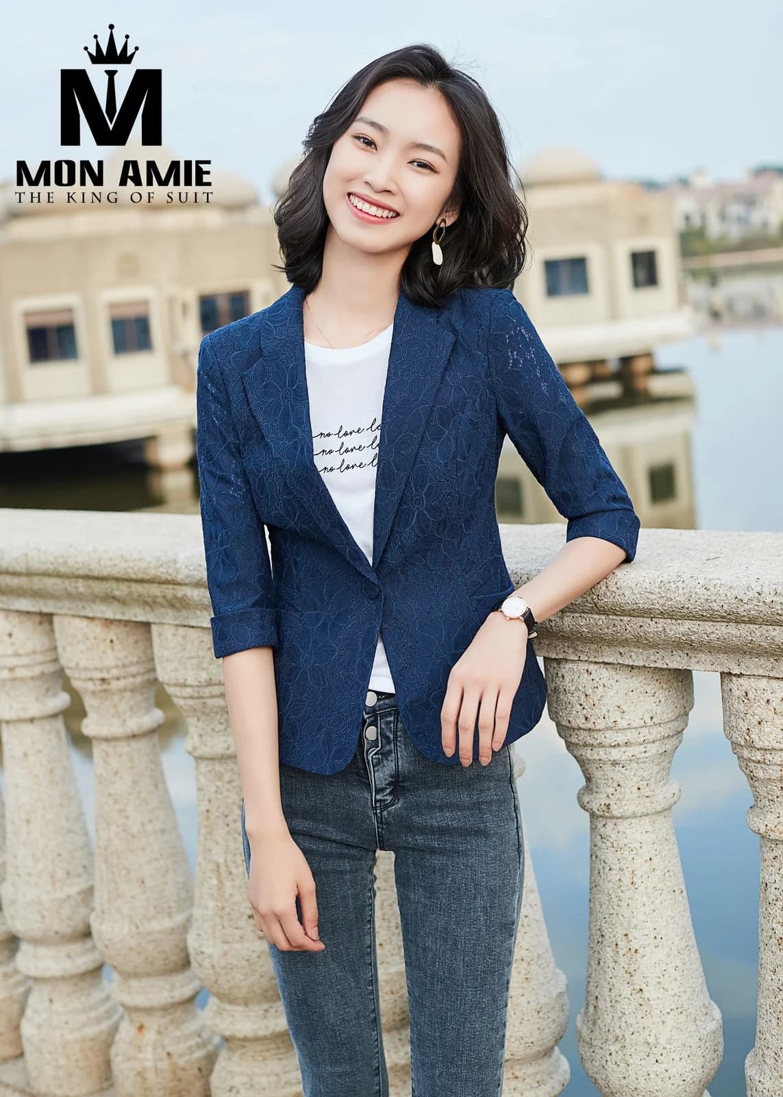 Áo Vest Nữ Xanh Navy Ren Hoa Nổi Tay Lửng