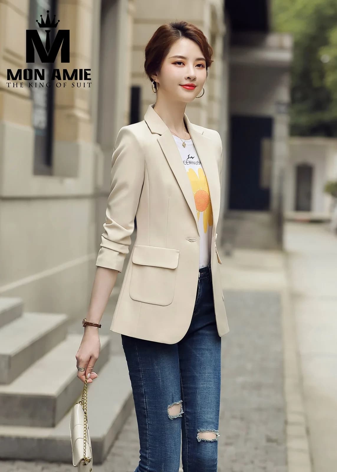 Áo Vest Nữ Be Kem Túi Nắp Lớn Một Cúc Tay Xắn