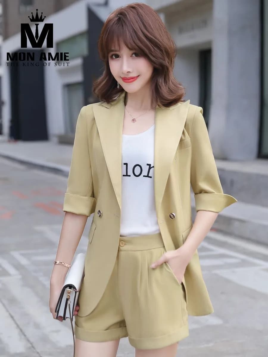 Suit Nữ Vàng Mù Tạt Tay Xắn Kèm Quần Short