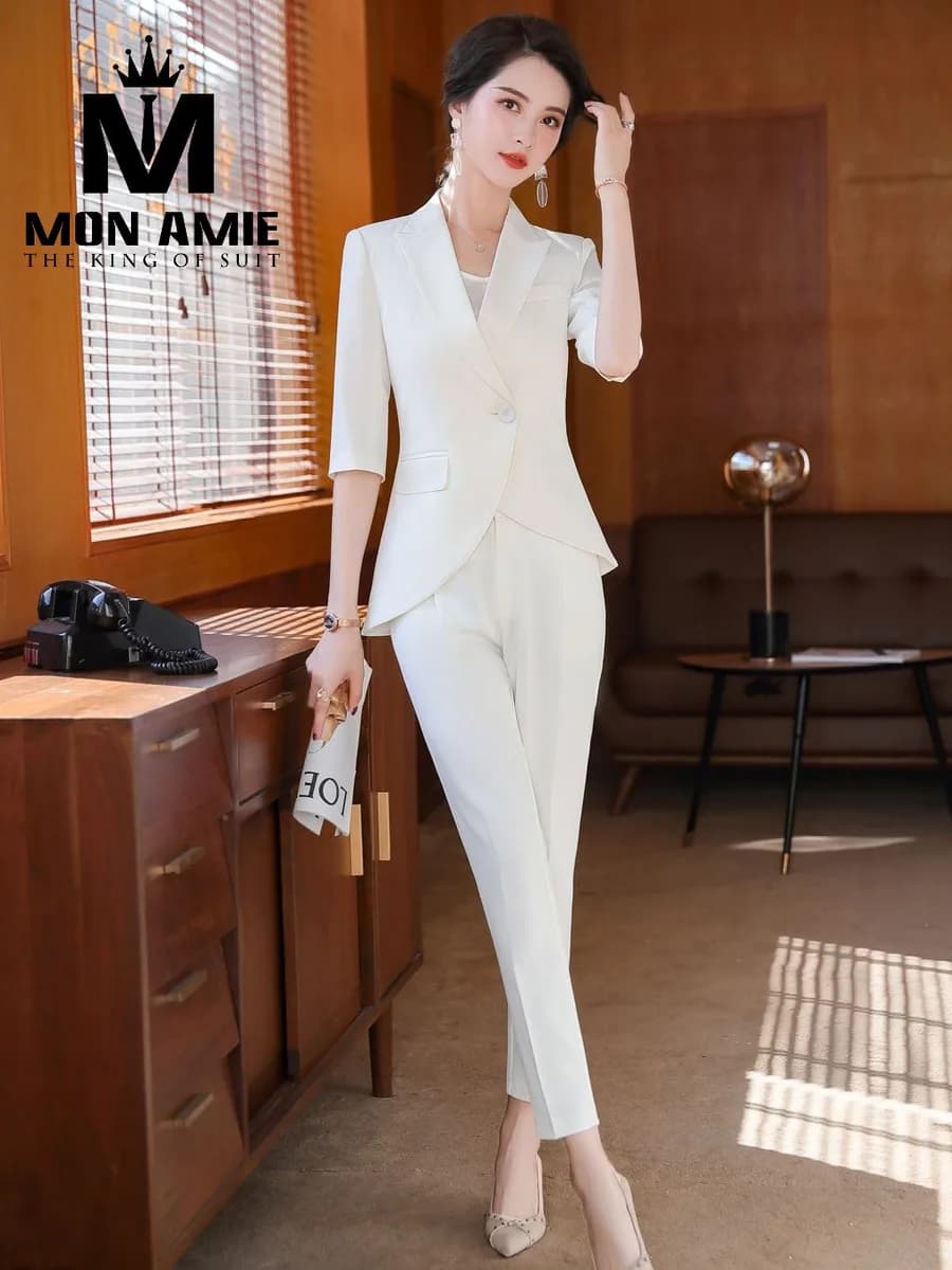 Suit Nữ Trắng Một Khuy Tà Áo Cong Quần Ống Đứng