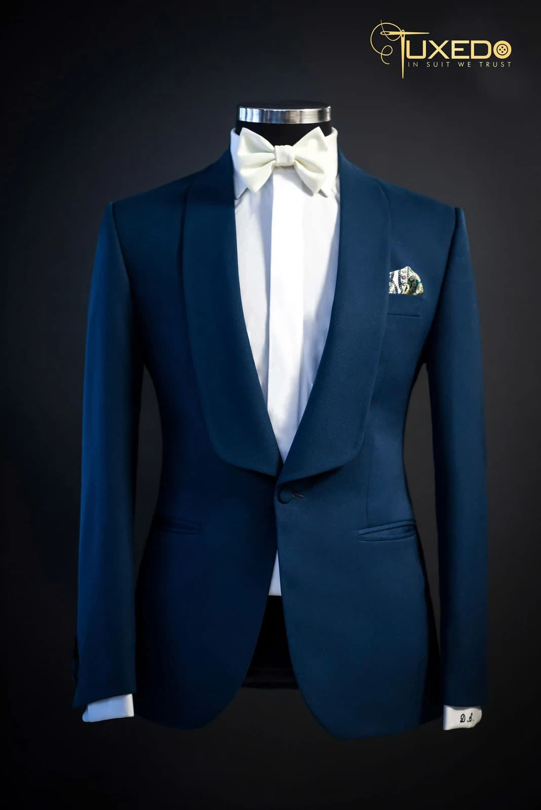 Tuxedo Xanh Dương Ve Tròn Liền Vải