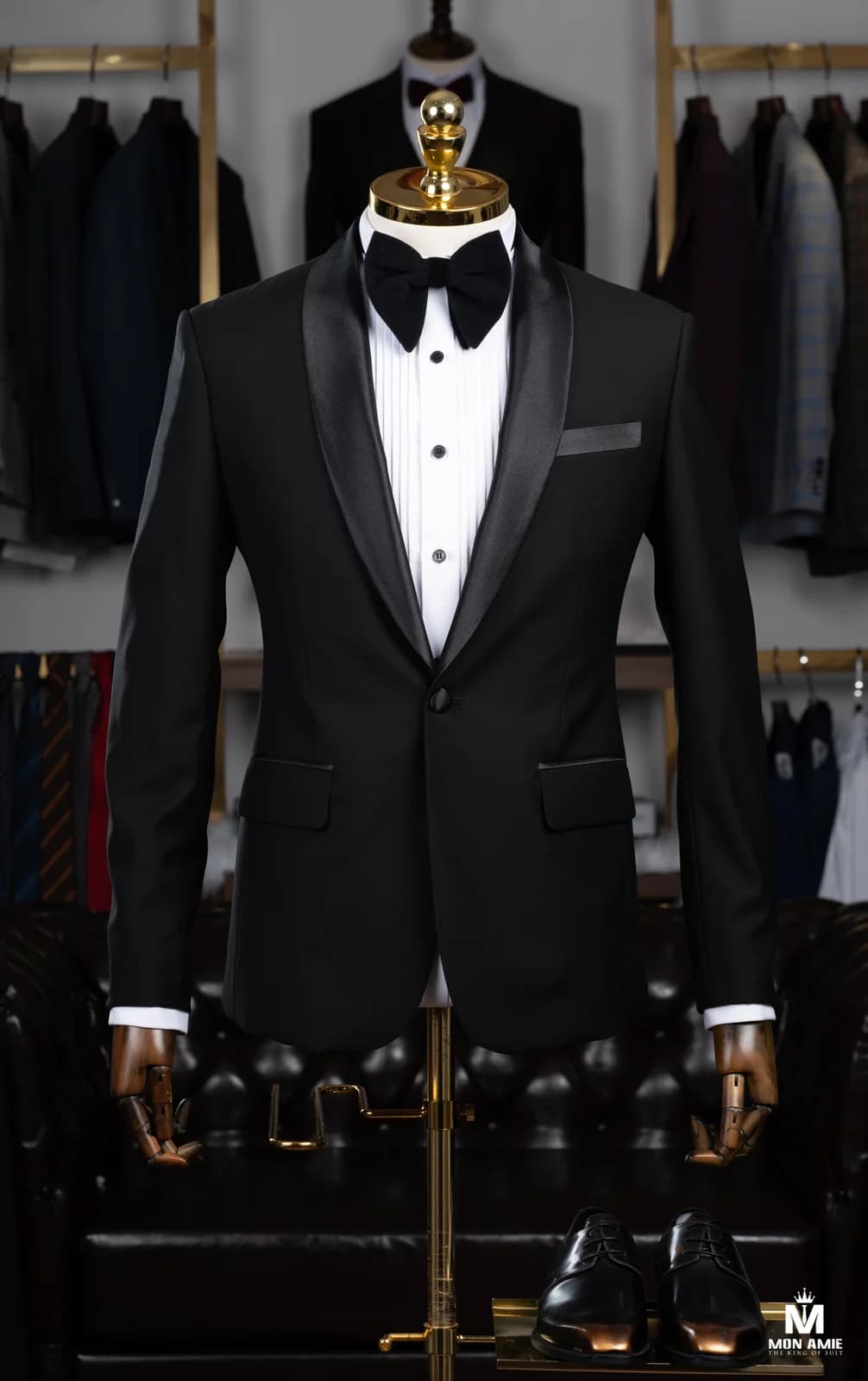 Tuxedo Đen Ve Shawl Satin Một Nút Đi Cùng Nơ Nhung