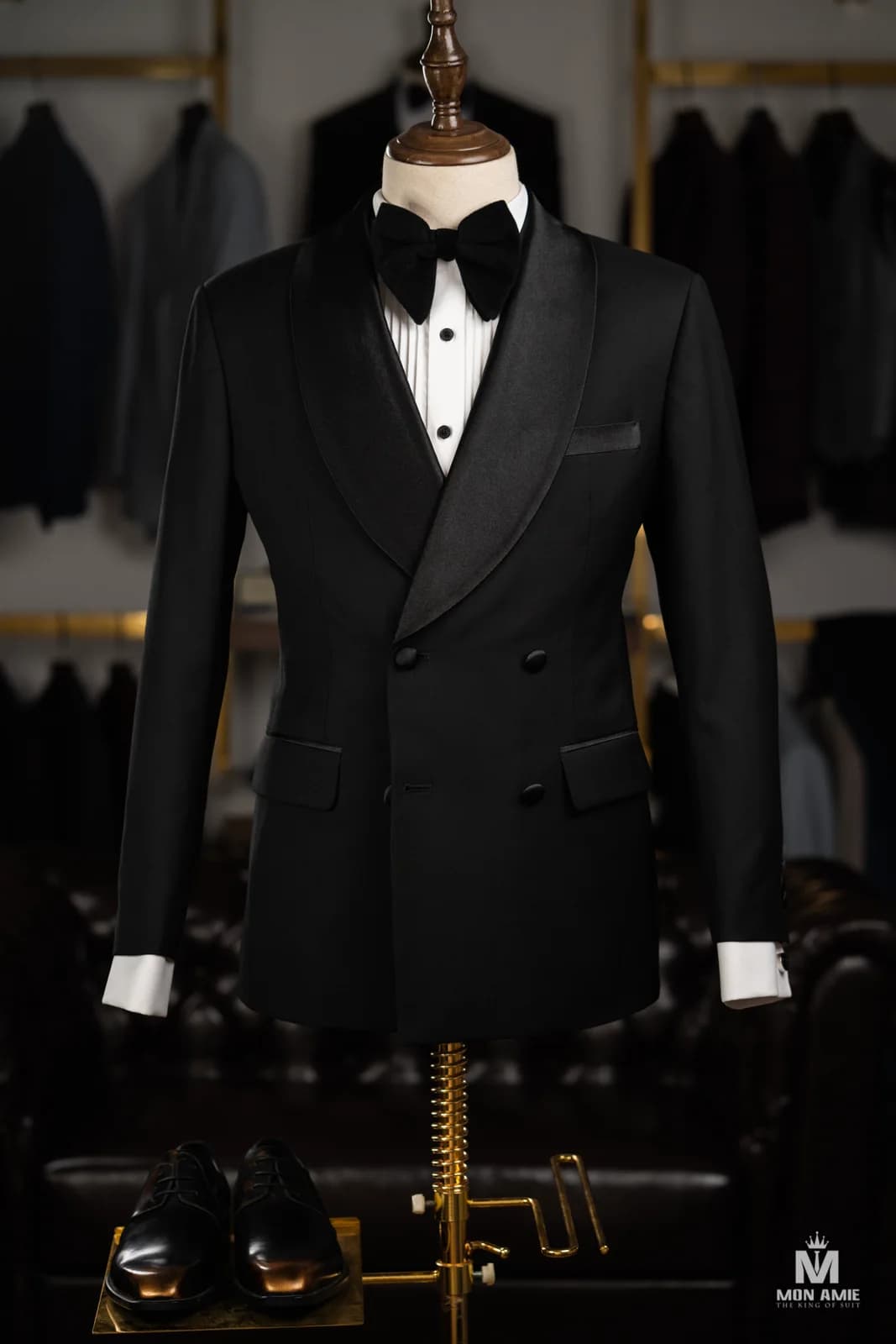 Tuxedo Đen Hai Hàng Nút Ve Shawl Satin