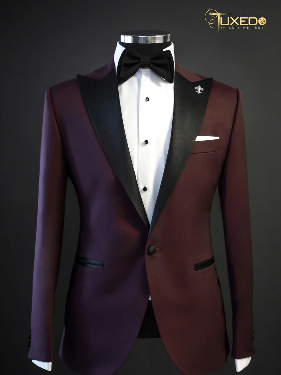 Tuxedo Đỏ Mận Ánh Tím Ve Nhọn