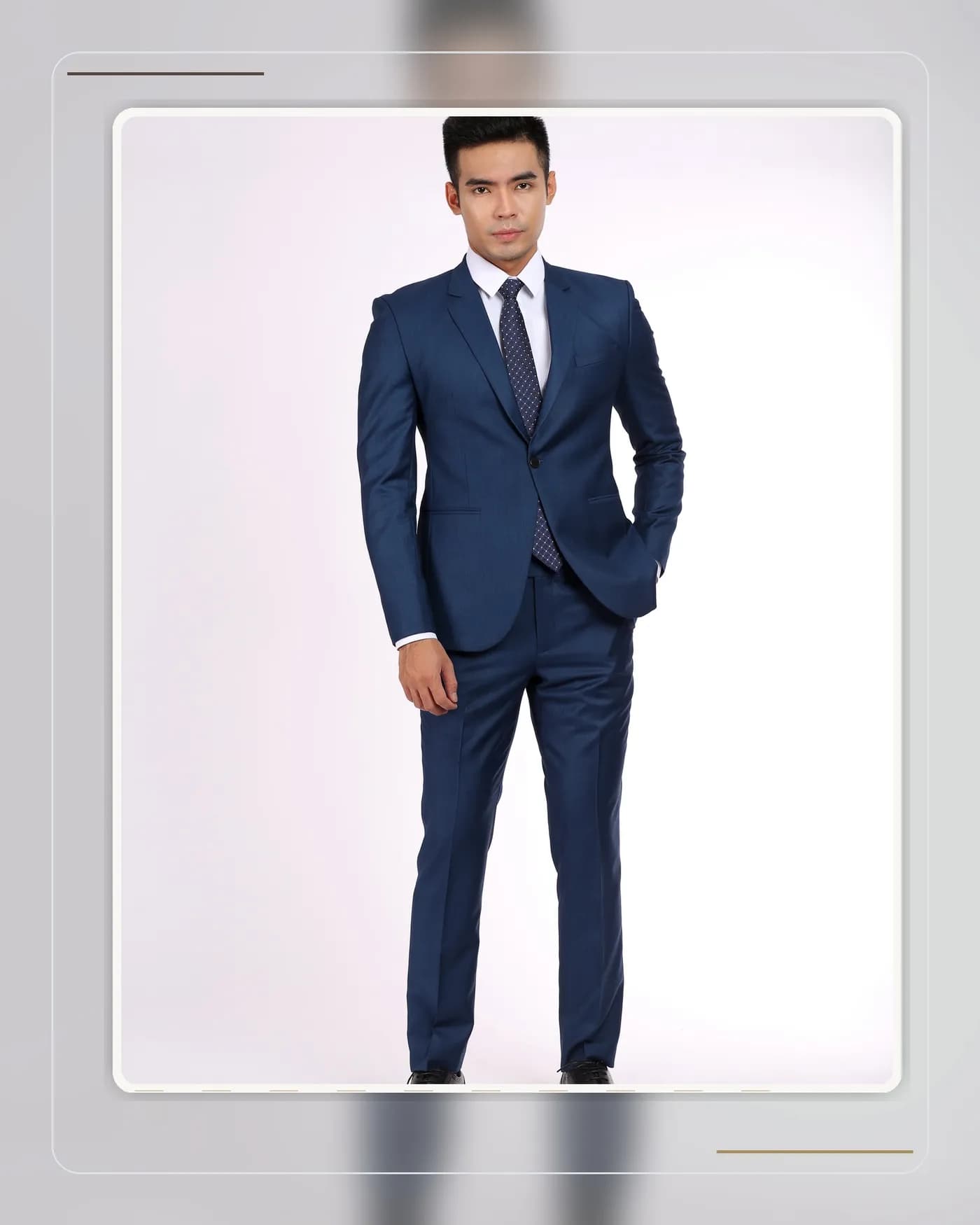 Bộ suit xám than may đo phối giày oxford đen bóng chuẩn phong cách trang trọng