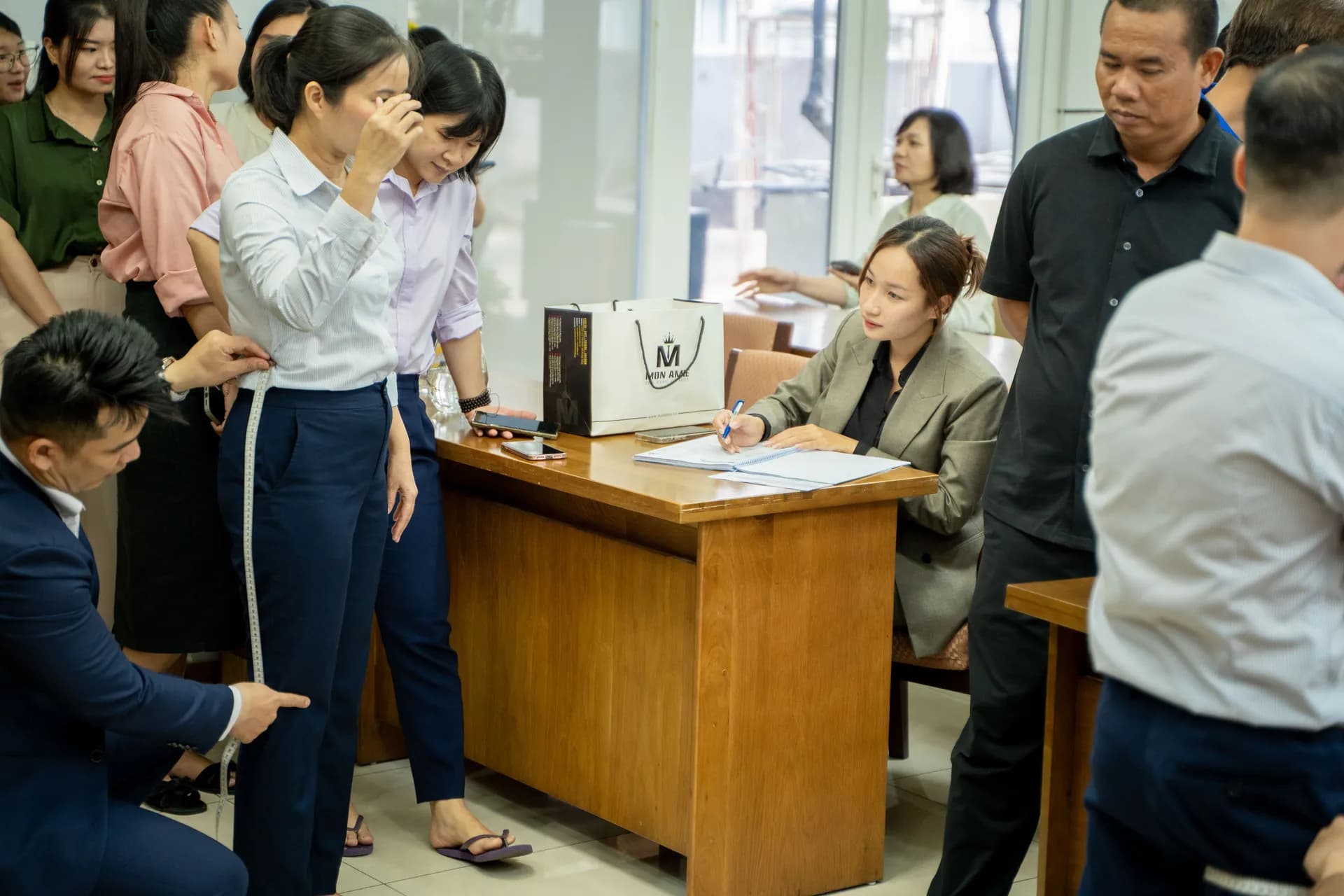Đồng phục Dịch Vụ Công Ích Q4 — Mon Amie