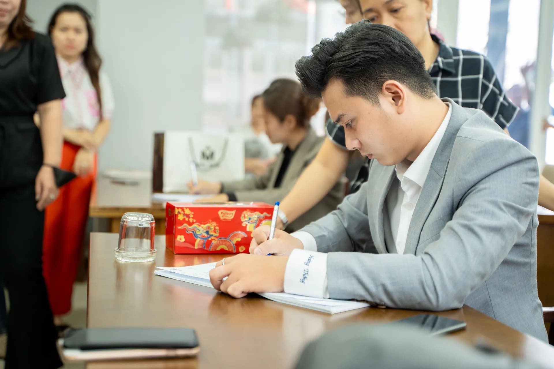 Đồng phục Dịch Vụ Công Ích Q4 — Mon Amie