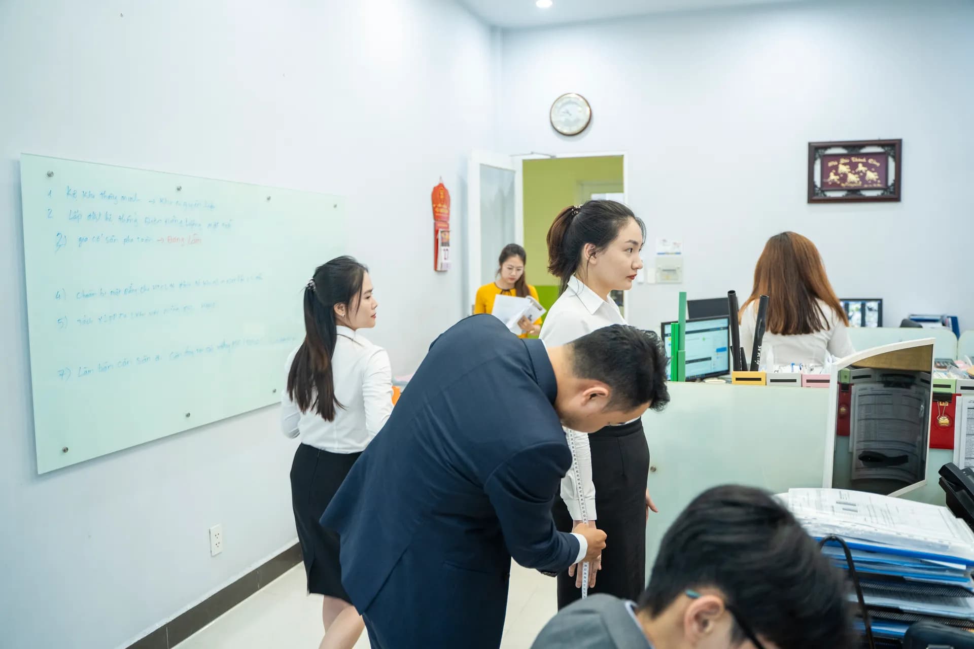 Đồng phục Nhựa Đạt Hòa — Mon Amie