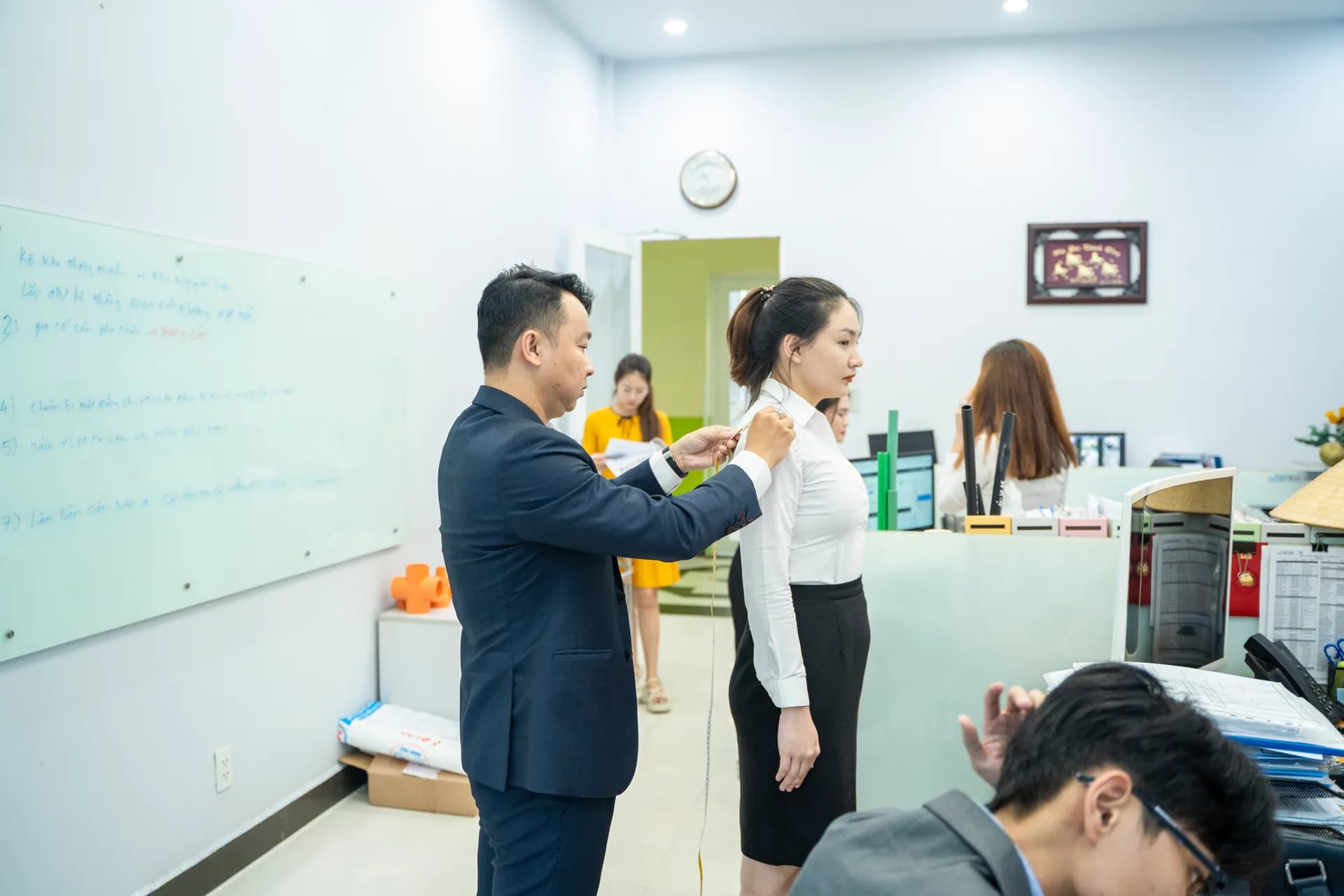 Đồng phục Nhựa Đạt Hòa — Mon Amie