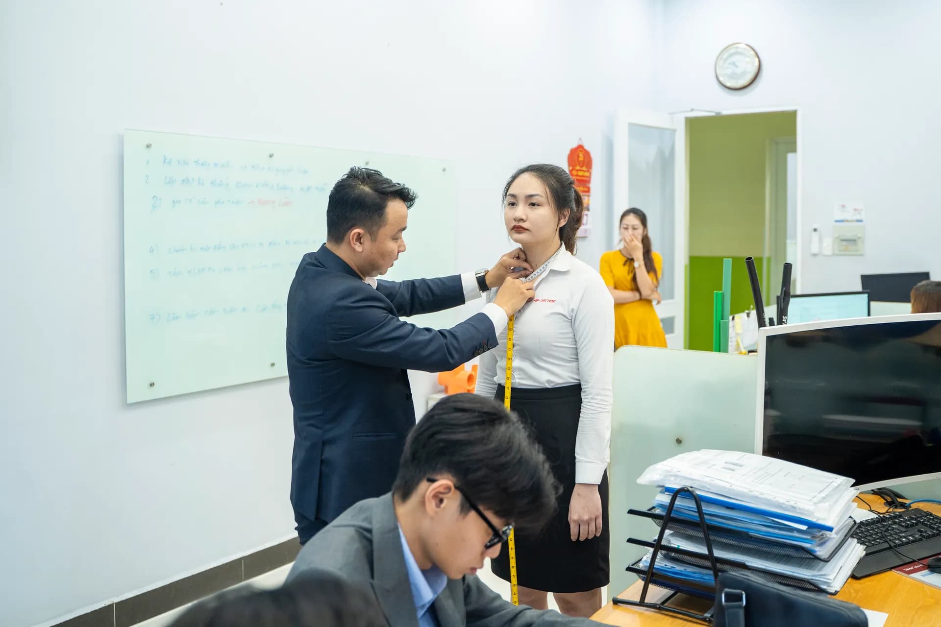 Đồng phục Nhựa Đạt Hòa — Mon Amie