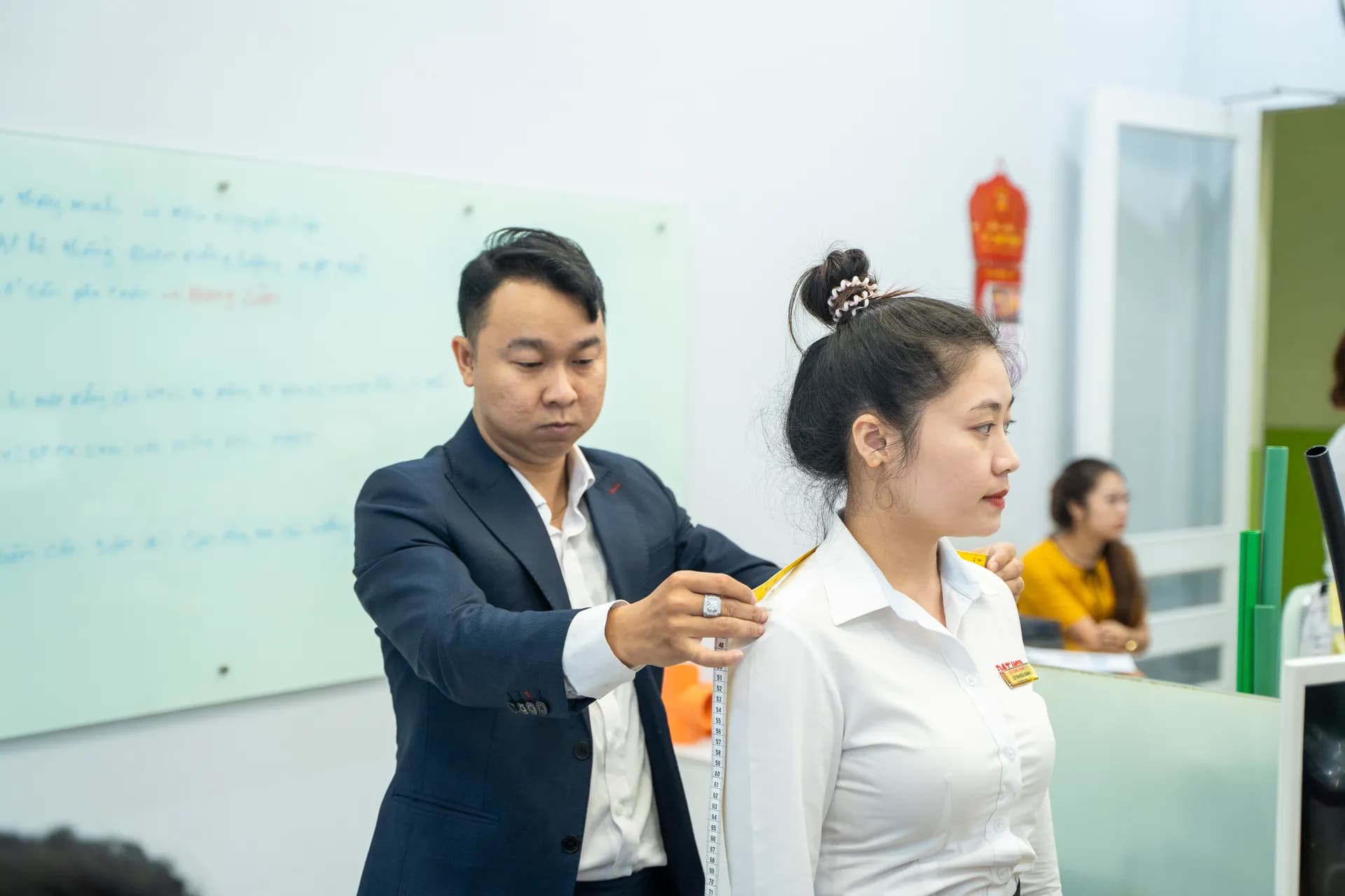 Đồng phục Nhựa Đạt Hòa — Mon Amie