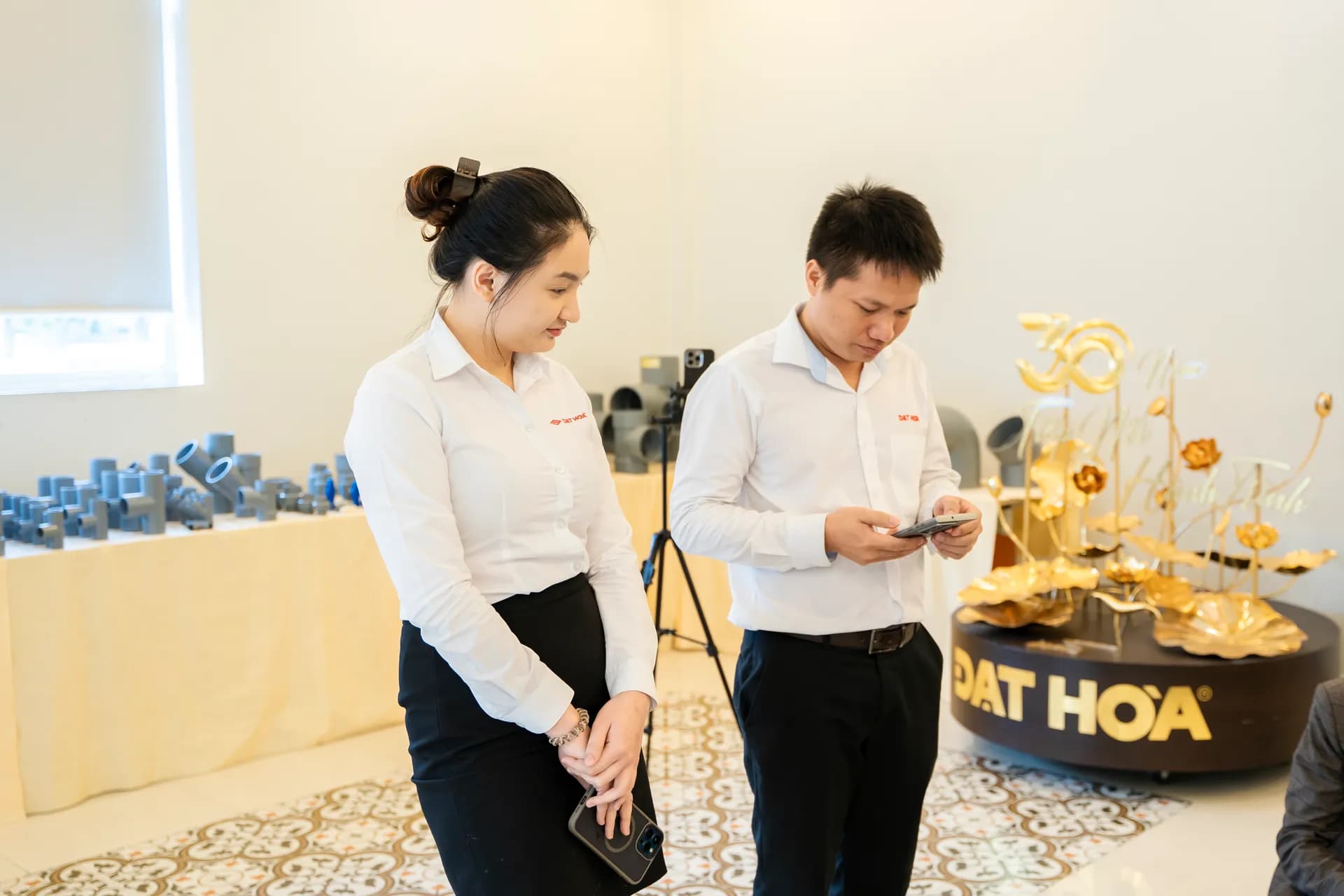 Đồng phục Nhựa Đạt Hòa — Mon Amie