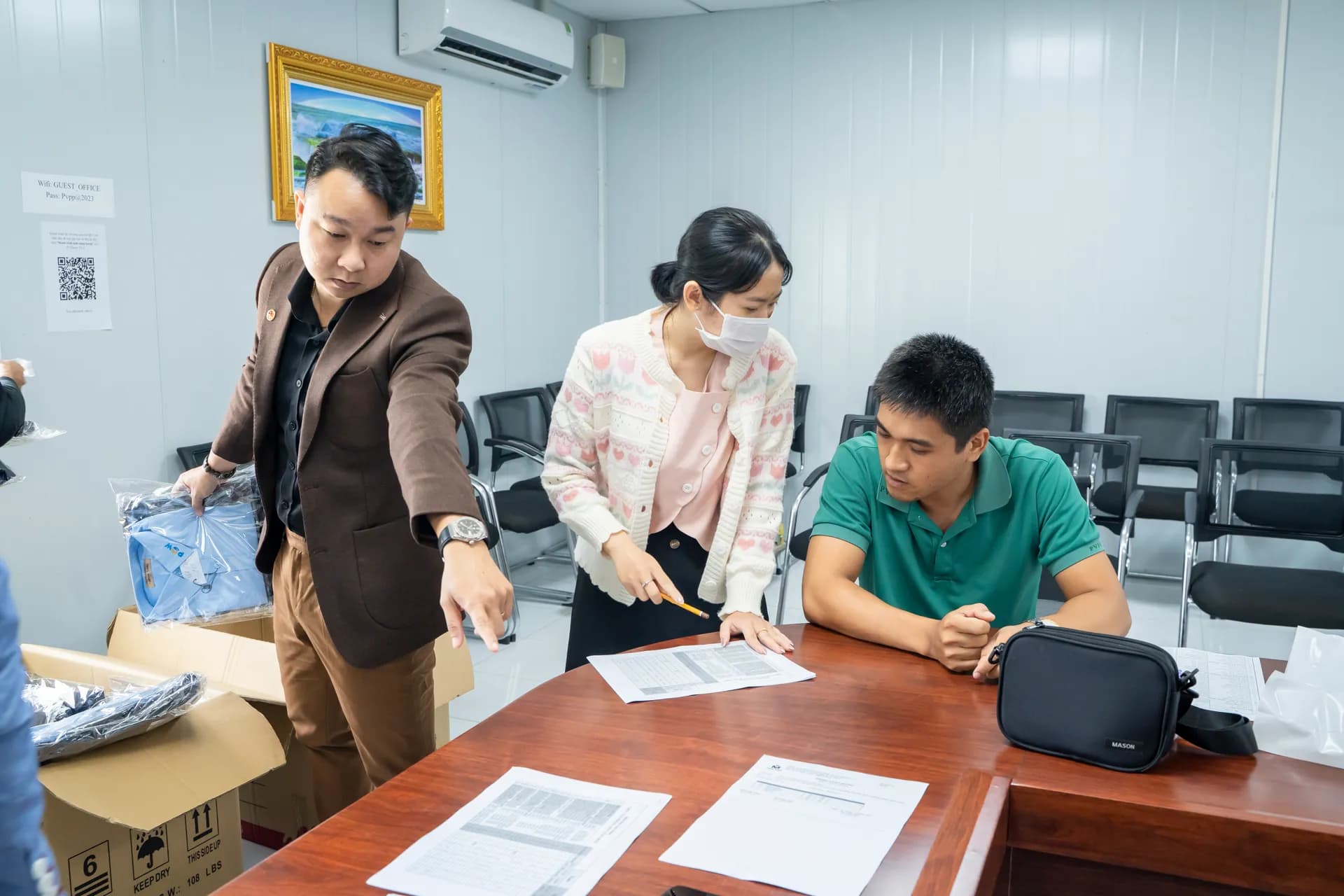 Đồng phục Petro Nhơn Trạch — Mon Amie