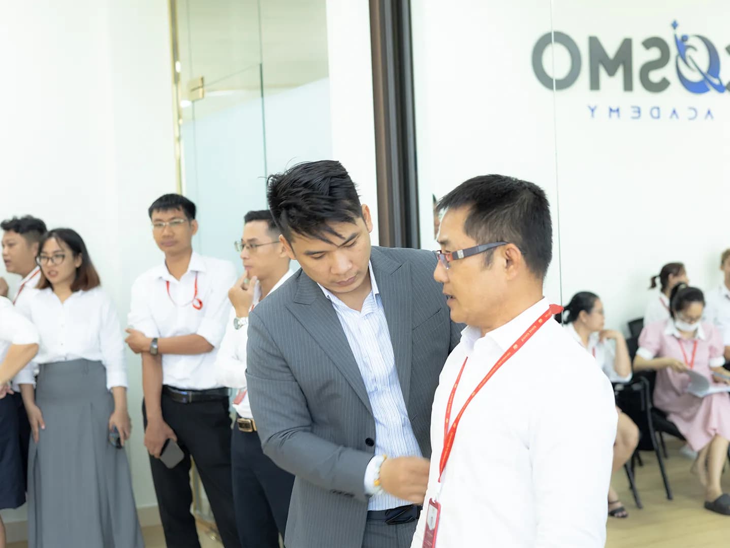 Đồng phục Royal Group — Mon Amie