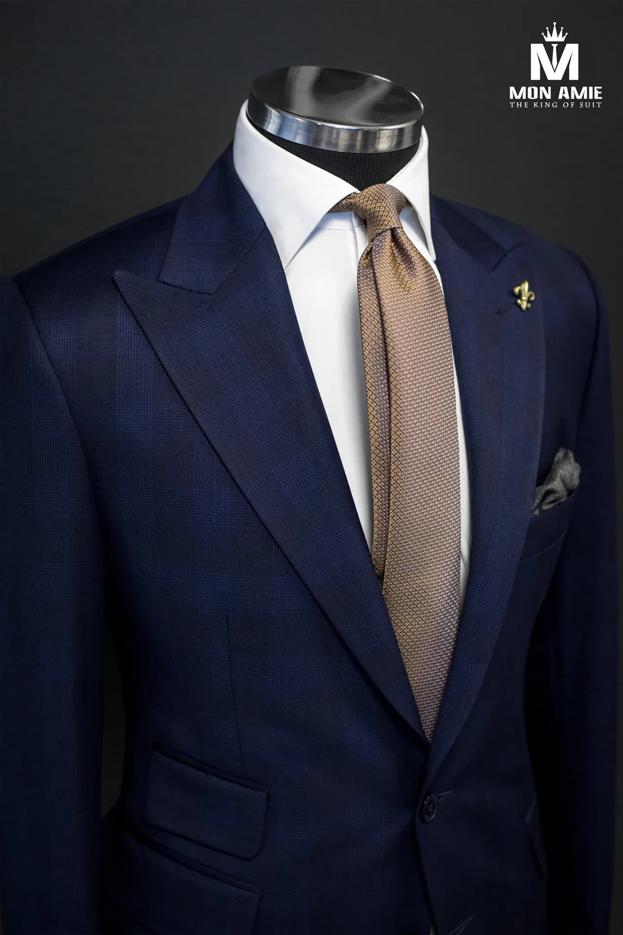 Business Man — Mon Amie