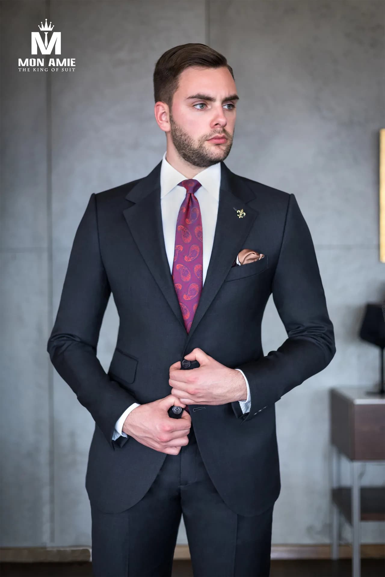 Business Man — Mon Amie