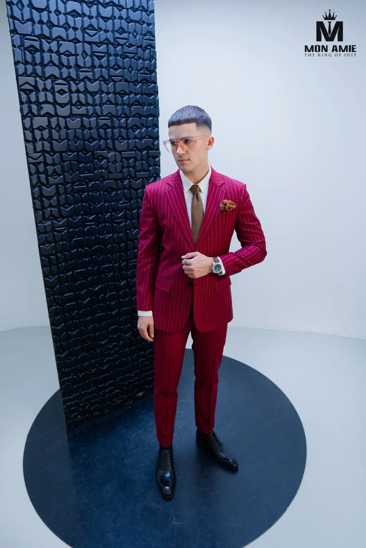 Lounge Quý Ông 2022 — Mon Amie