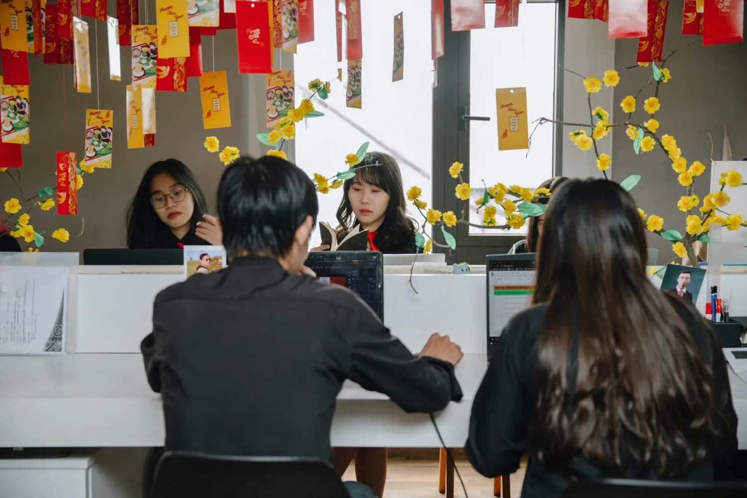 May đo tận nơi — Mon Amie
