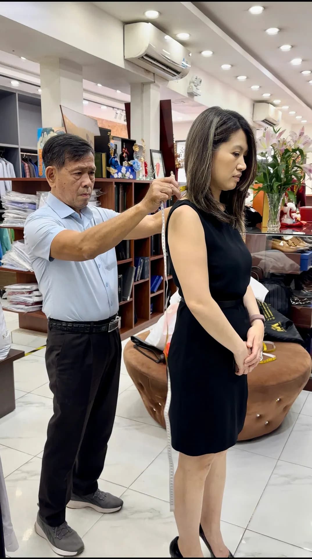 Phóng sự tại showroom — Mon Amie