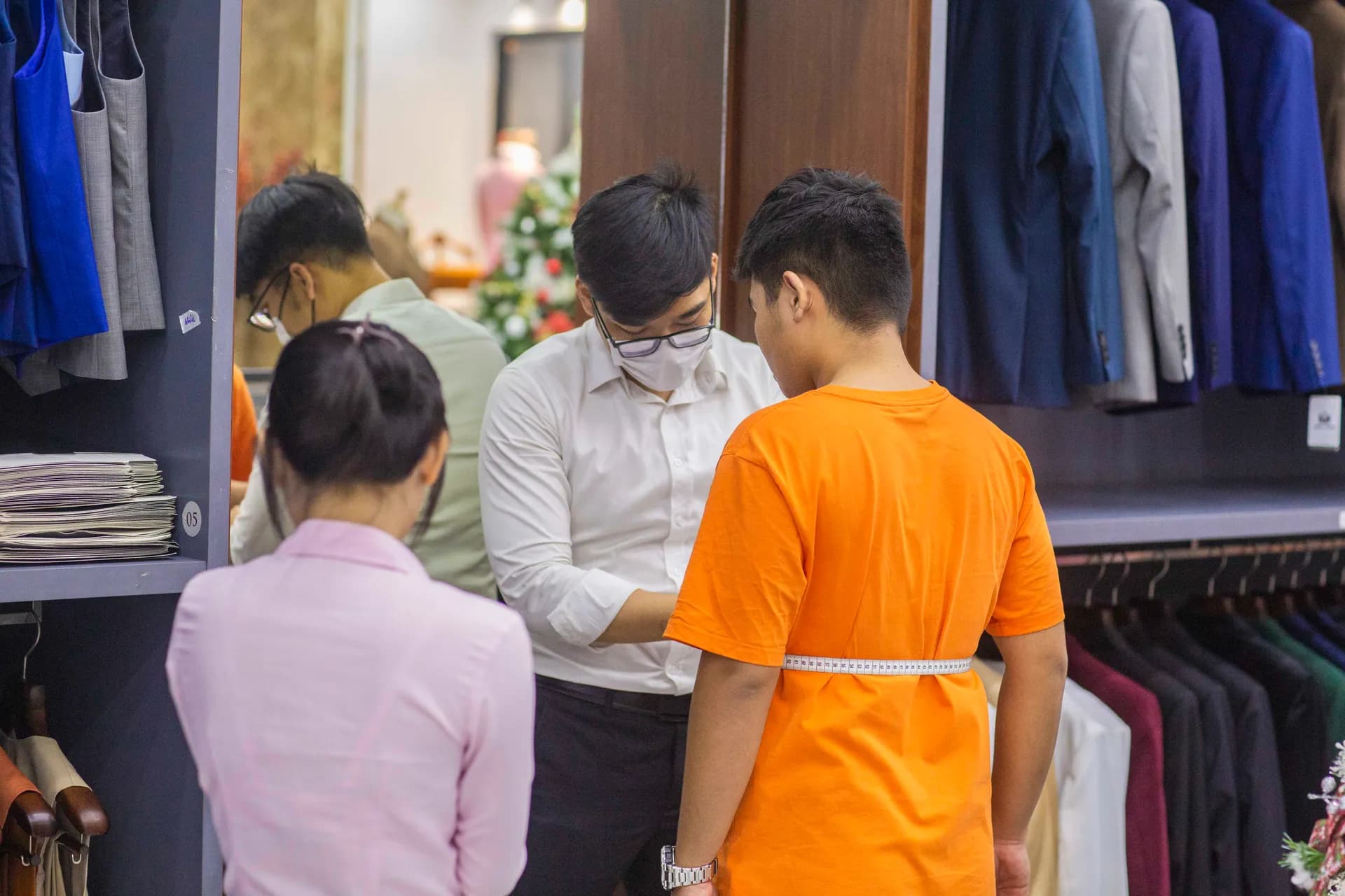 Phóng sự tại showroom — Mon Amie