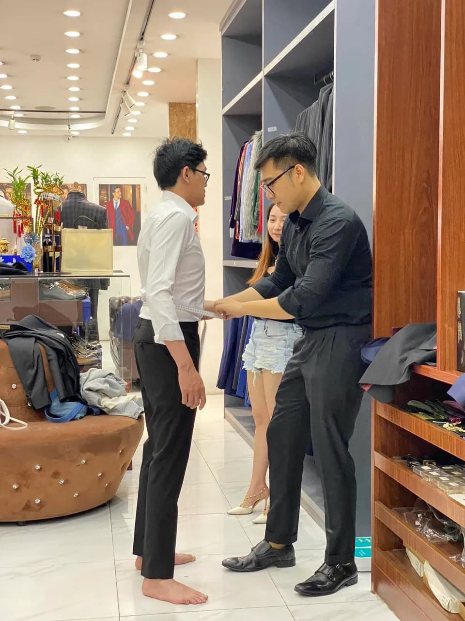 Phóng sự tại showroom — Mon Amie