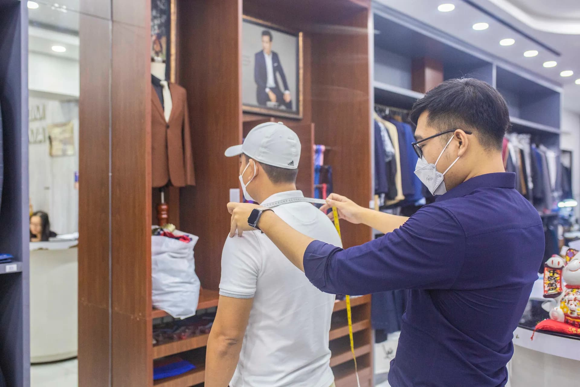 Phóng sự tại showroom — Mon Amie